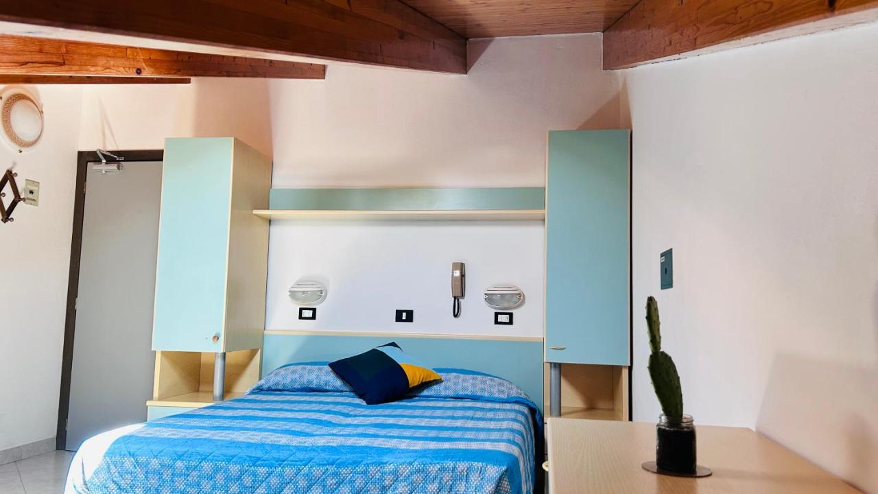 Hotel Sorriso Cattolica Exterior photo