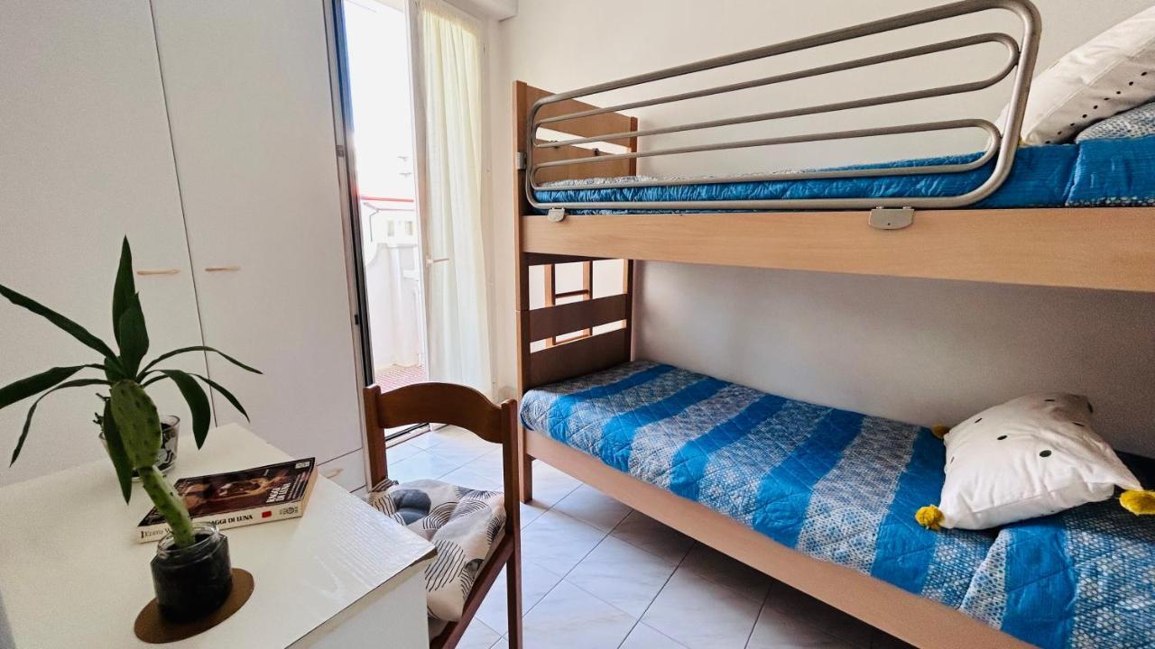 Hotel Sorriso Cattolica Exterior photo