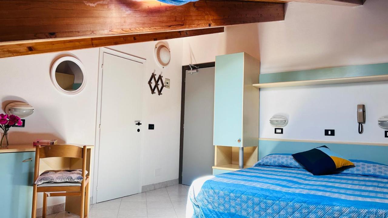 Hotel Sorriso Cattolica Exterior photo